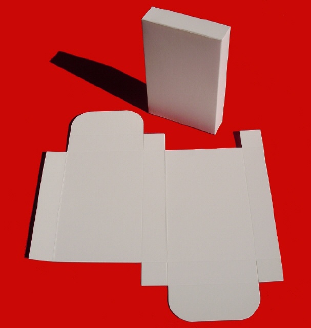 Faltschachtel klein schmal aus Karton, Papier